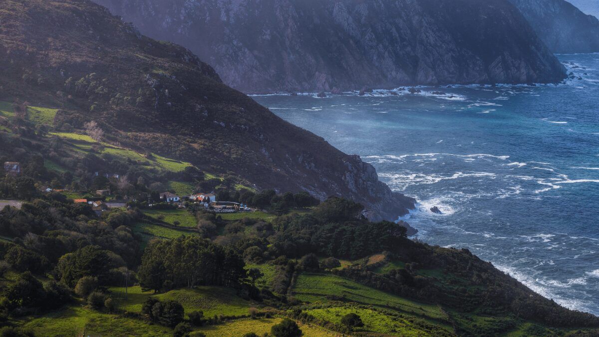 3 pueblos de Galicia donde celebrar el día de la fiesta nacional por todo lo alto