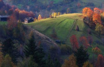 ¿Cuáles son los impuestos y gastos de comprar un terreno?