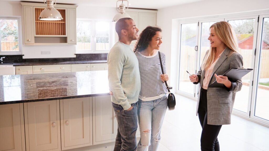 ¿Puede una pareja casada comprar una casa con un solo titular?