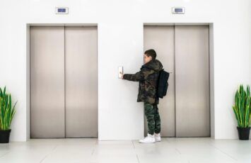 ¿Qué puedo poner en las zonas comunes de mi edificio?