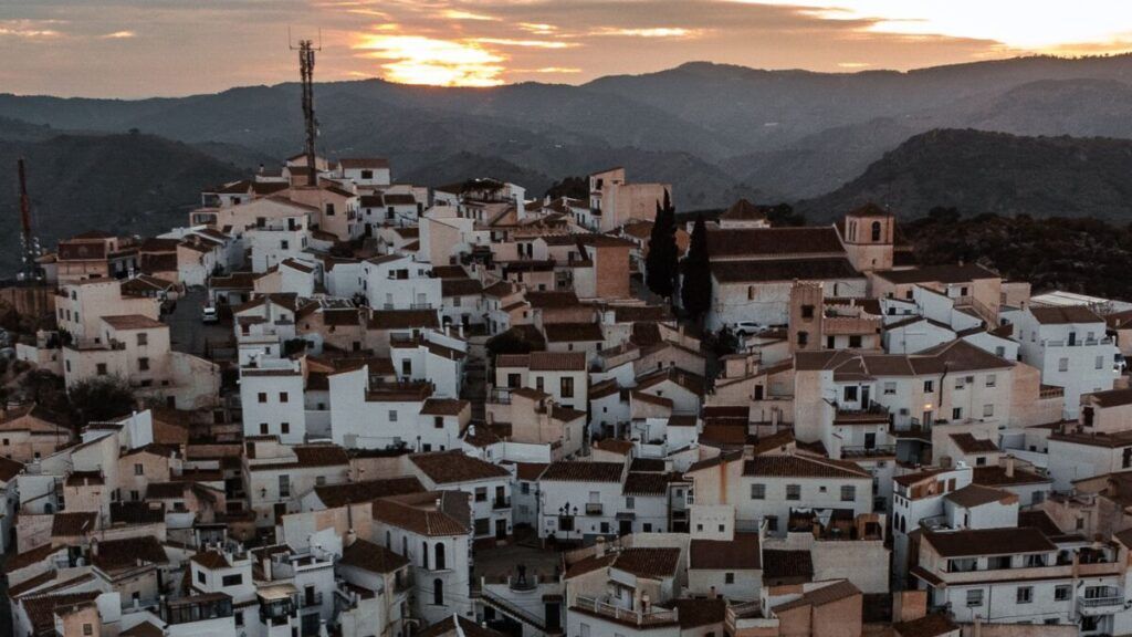 Vivir en Comares, el Balcón de la Axarquía