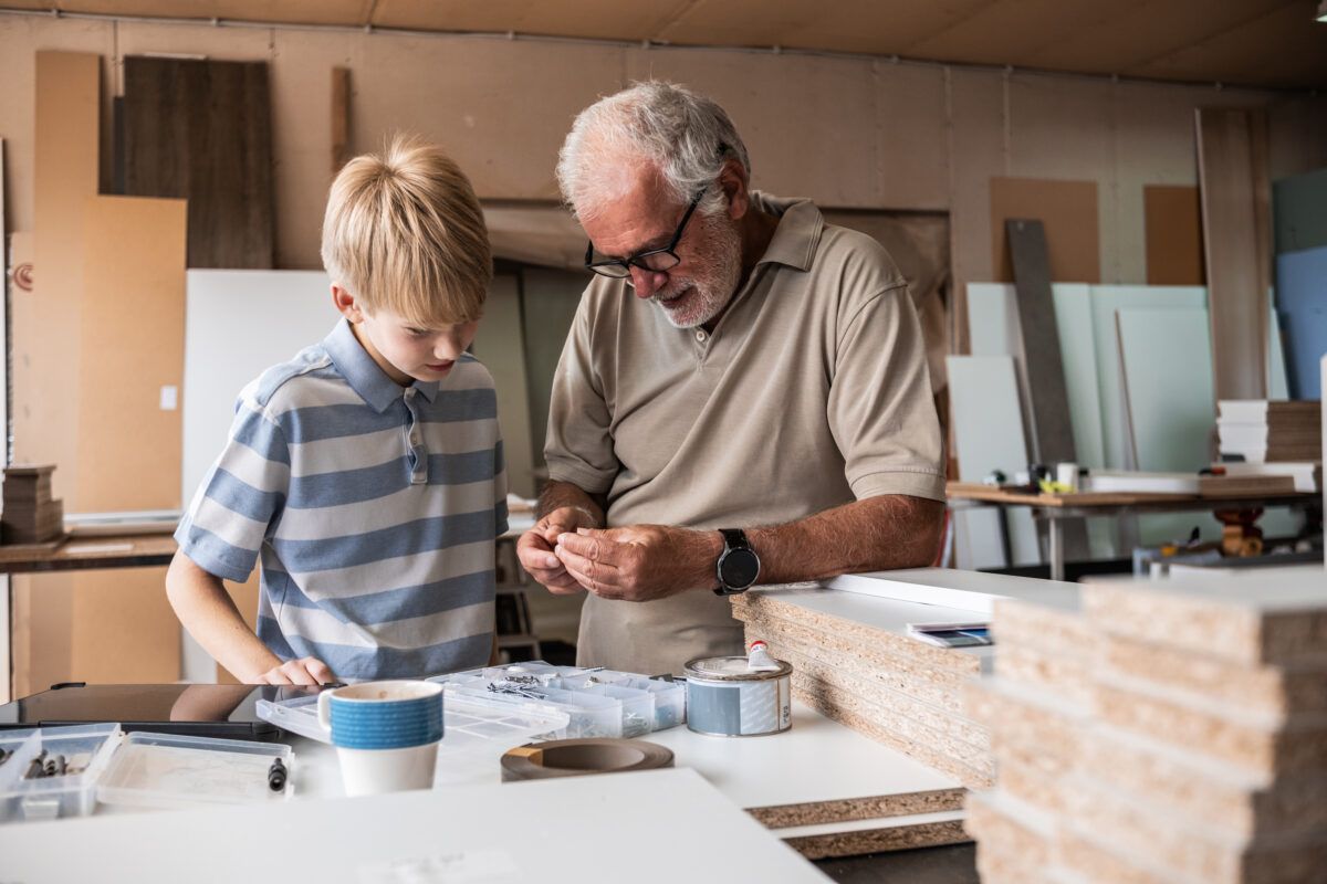 ¿Puedo dejar a mi nieto una vivienda en herencia?