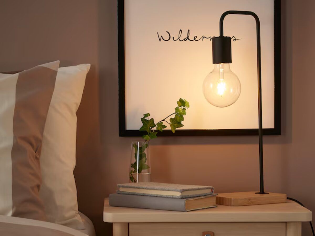 mesita de noche IKEA