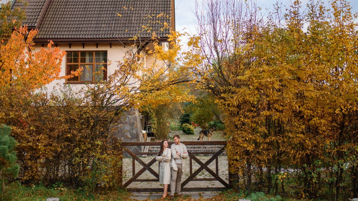 ¿Cómo puedo saber si una casa está abandonada o tiene dueño?