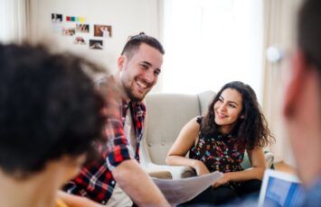 Solo el 15% de los jóvenes ha pedido el aval del Gobierno para comprar vivienda