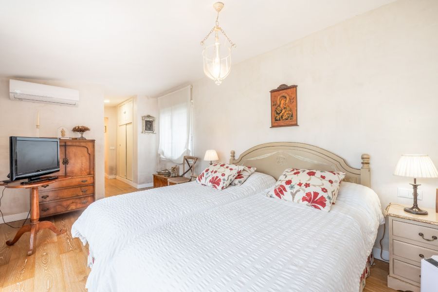 Chalet independiente en Puerto de Santa María - dormitorio 2 (1)