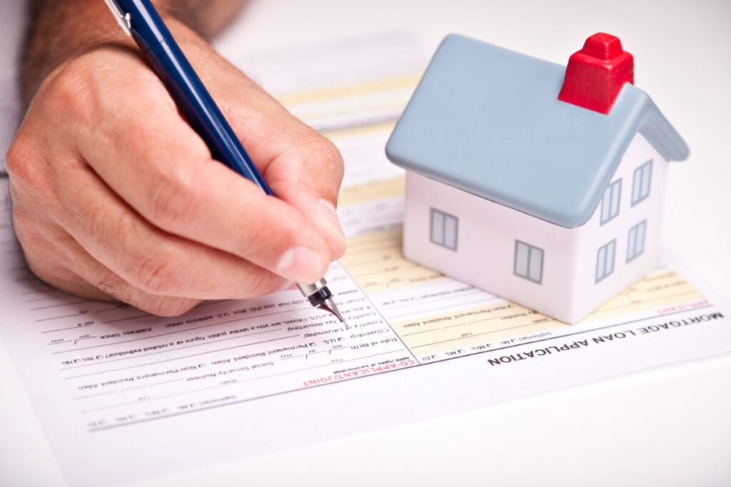 ¿Se considera la compra de una primera vivienda si no tiene cédula de habitabilidad?