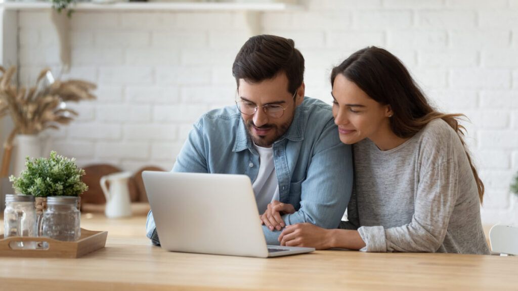 ¿Cómo se formaliza la reserva en la venta de una vivienda?