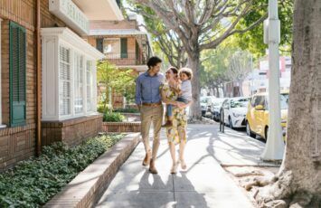 Pueblos y ciudades más felices de España para vivir