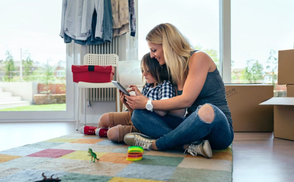¿Cómo puedo comprar una casa adecuada para mi familia con un presupuesto limitado?