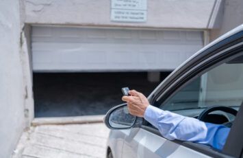 ¿Cómo puedo comprar un estacionamiento?