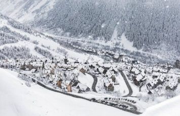 Baqueira Beret, Granvalira, Ordino Arcalís y Vallnord Pal Arinsal son las estaciones de esquí con los apartamentos de alquiler más caros