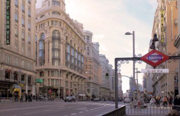 Los centros de las grandes capitales concentran las estaciones de Metro con los precios de la vivienda más caros de España
