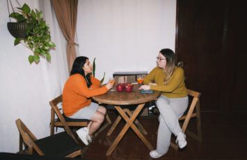 Guía paso a paso sobre cómo comprar una casa - Fotocasa Life Comprar casa ahora o esperar: ¿qué es mejor en 2026?