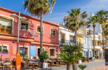 Cómo es vivir en Jávea: la vida entre el mar y la montaña
