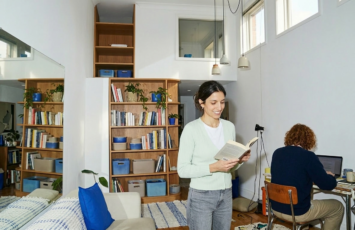 Consejos de altura sobre cómo aprovechar casas con techos altos