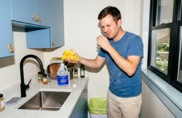 Cómo quitar el mal olor de la cocina: trucos infalibles (y poco conocidos) para eliminarlo de raíz