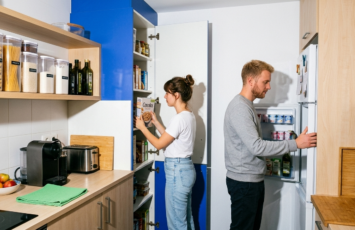 Cómo y dónde guardar los alimentos en la cocina para que duren más: guía completa paso a paso