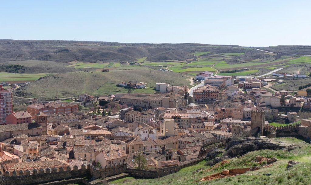 Vista panorámica de Molina de Aragón, en Guadalajara, considerado el pueblo más frío de España según registros históricos de temperatura.