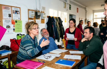 Delegating your vote in a community of owners if you have a property in Spain: risks, benefits, and how to do it