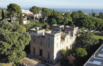 Casa señorial en Vilassar de Dalt: así es la finca histórica de 18 habitaciones junto al centro del Maresme que invita a perderse en sus estancias