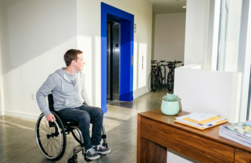 Solo el 3 % de los edificios en España es plenamente accesible para las personas con movilidad reducida