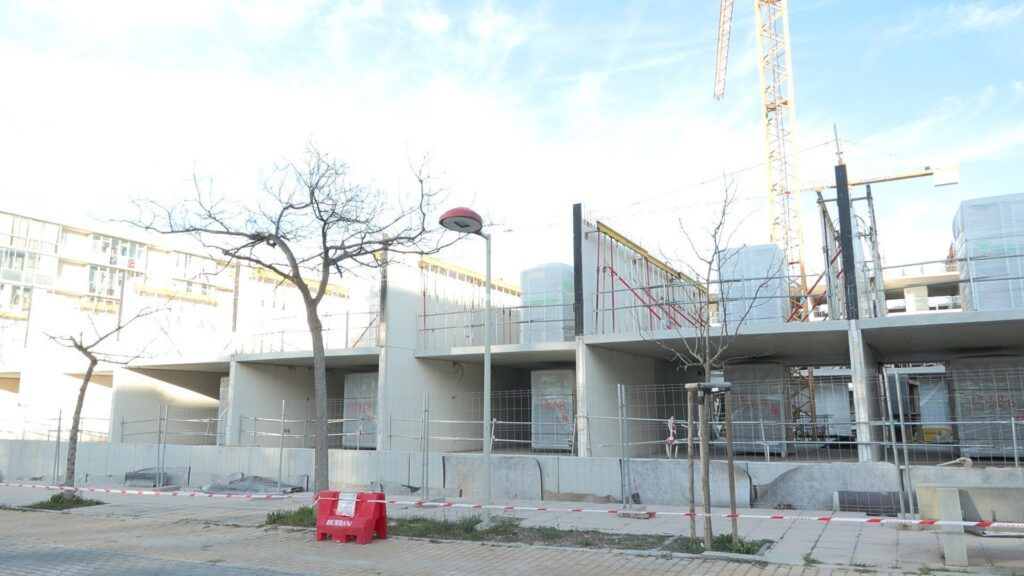 El secretario de Estado de Vivienda apoya la industrialización del sector de la construcción para incrementar el parque de vivienda
