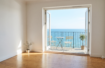 El precio de la vivienda en venta se triplica en la costa española en cinco años