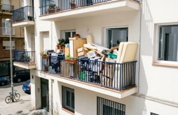 ¿Se puede usar una terraza como trastero? Las ordenanzas municipales pueden prohibirlo
